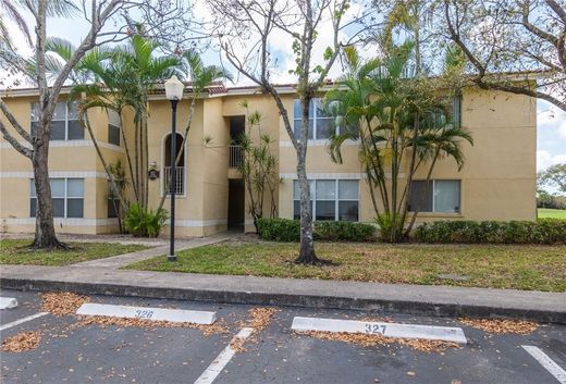 Residential complexes in Sunrise, Broward County