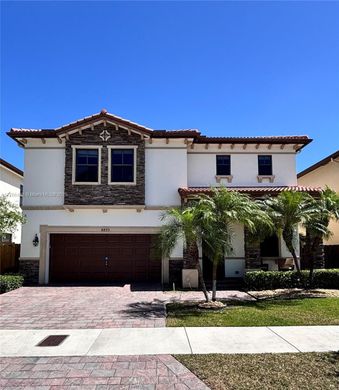 Villa in Doral, Miami-Dade County