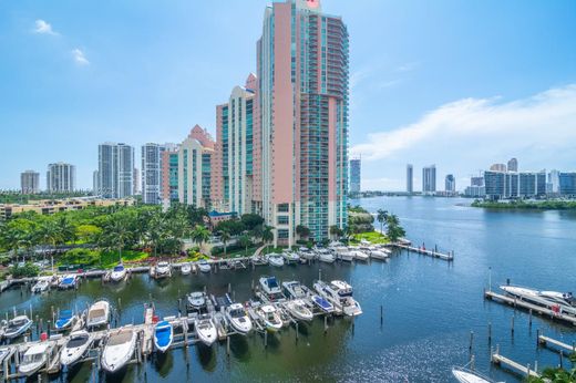 Residential complexes in Aventura, Miami-Dade