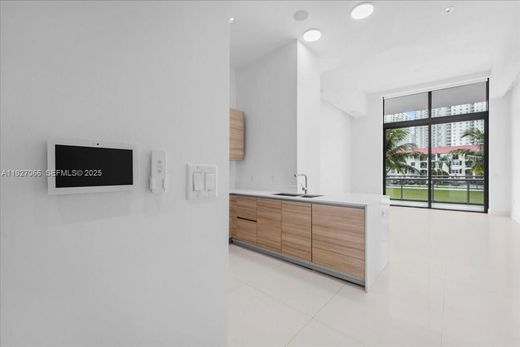 Residential complexes in Aventura, Miami-Dade