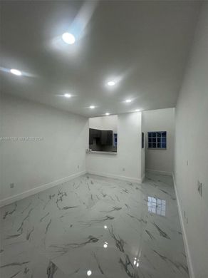 Residential complexes in Hialeah, Miami-Dade