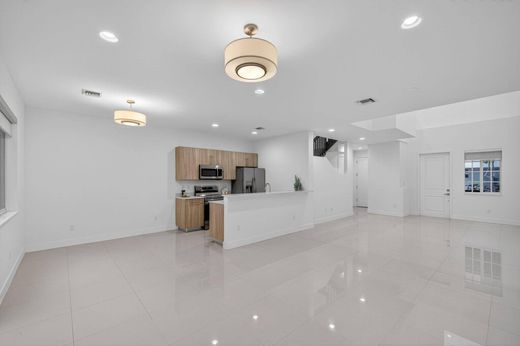 Αστικό ακίνητο σε Pompano Beach, Broward County