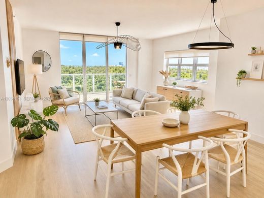 Complexes résidentiels à North Miami, Comté de Miami-Dade