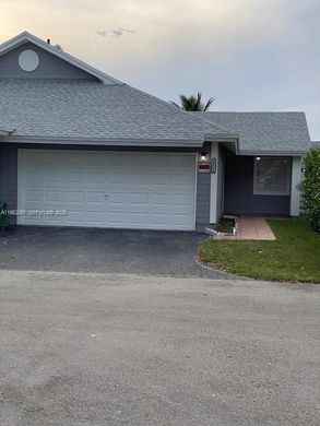 Villa - Miami, Miami-Dade County