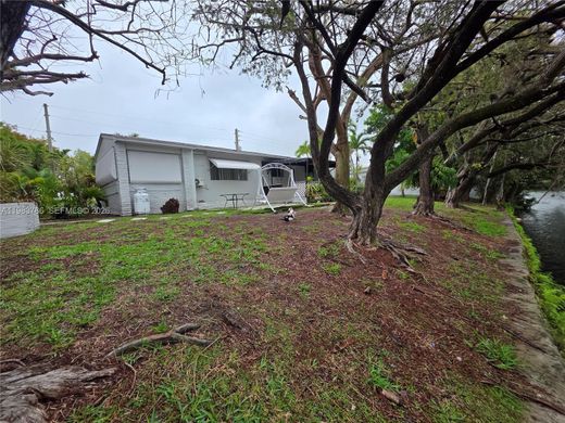 Villa Miami Springs, Miami-Dade County