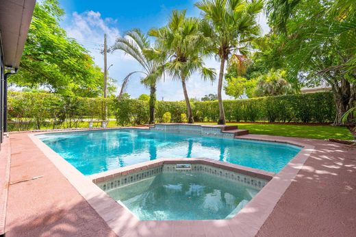 Βίλα σε Coral Springs, Broward County