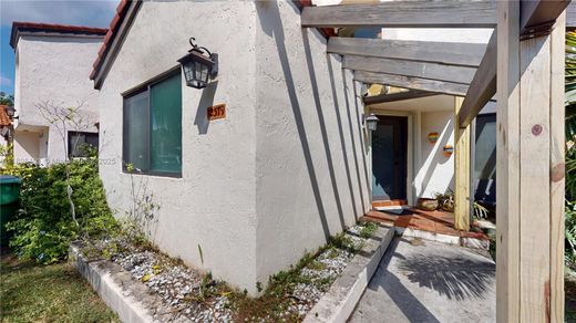 Townhouse in Miami, Miami-Dade
