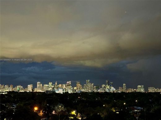 ‏בניין ב  מיאמי, Miami-Dade County