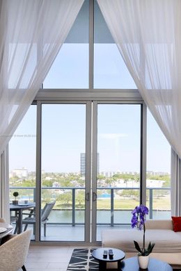Komplex apartman Hollywood, Broward County