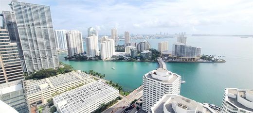 Kamienica w Miami, Miami-Dade County
