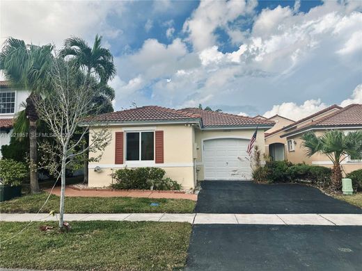 Villa in Pembroke Pines, Broward County