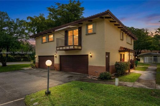 Wohnkomplexe in Coral Springs, Broward County