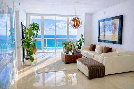 Residential complexes in Sunny Isles Beach, Miami-Dade