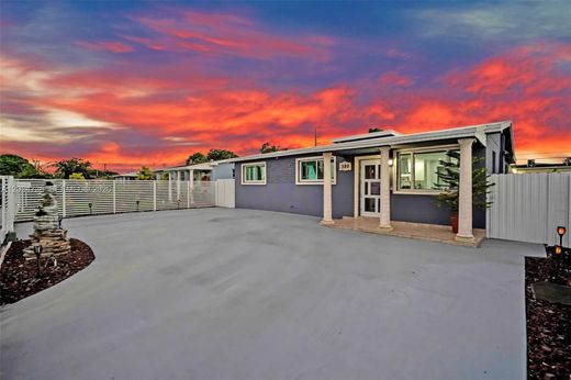 Villa in Hialeah, Miami-Dade