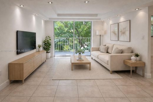 مجمع شقق ﻓﻲ North Miami, Miami-Dade County