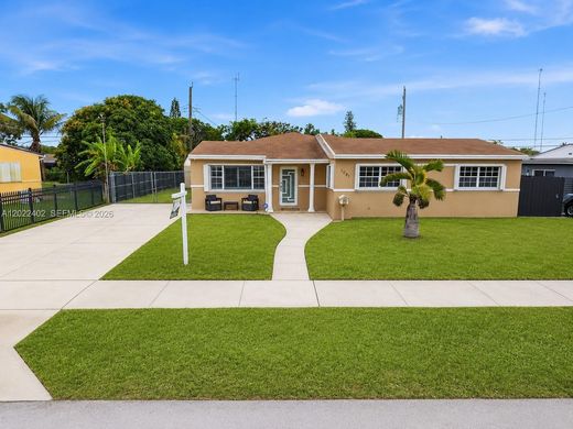 Villa in Miami Gardens, Miami-Dade