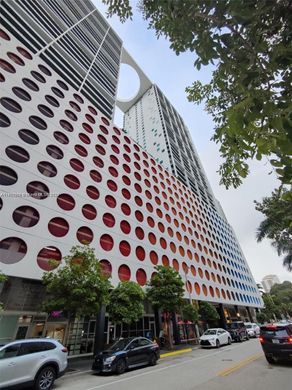 Kamienica w Miami, Miami-Dade County