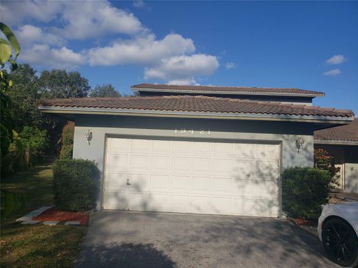 Villa en Miami Gardens, Miami-Dade County