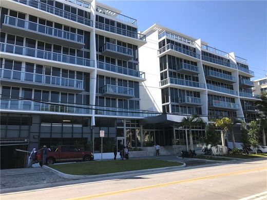 Komplex apartman Bay Harbor Islands, Miami-Dade County