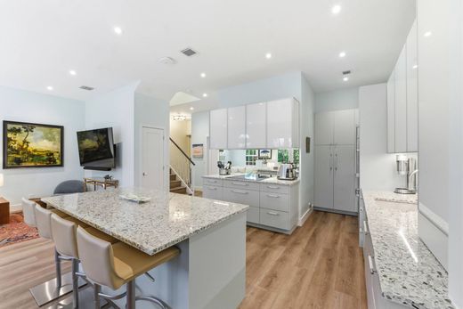 Townhouse in Wilton Manors, Broward County