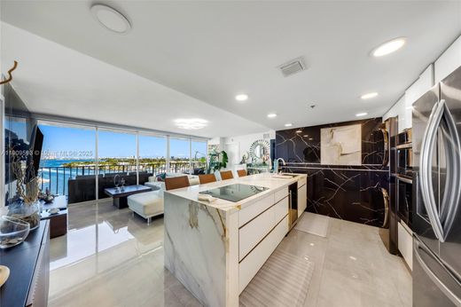 Kamienica w North Bay Village, Miami-Dade County