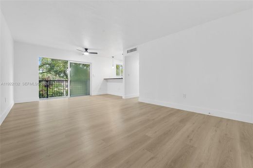 Complesso residenziale a North Miami, Miami-Dade County