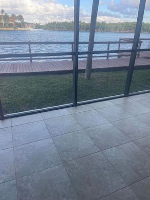 Residential complexes in Boynton Beach, Palm Beach