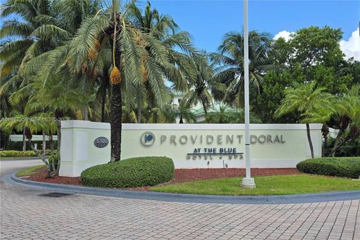 Residential complexes in Doral, Miami-Dade