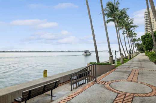 Жилой комплекс, Майами, Miami-Dade County