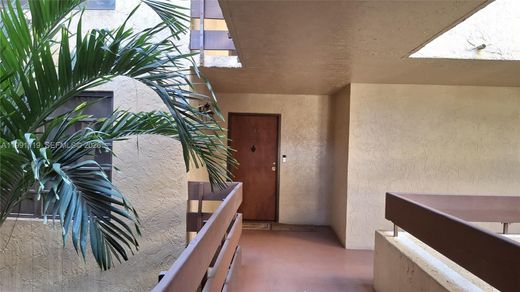 Complexes résidentiels à Miami, Comté de Miami-Dade