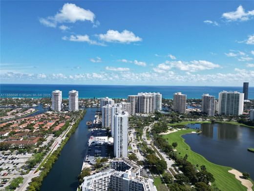 Жилой комплекс, Aventura, Miami-Dade County