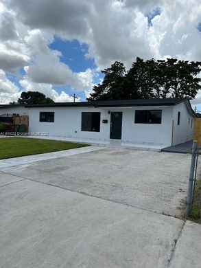 Villa à Hialeah, Comté de Miami-Dade