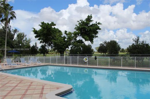 Complexos residenciais - Hialeah, Miami-Dade County