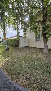 Komplex apartman Miami, Miami-Dade County