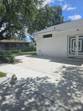 Villa in Miami Heights Trailer Park, Miami-Dade County