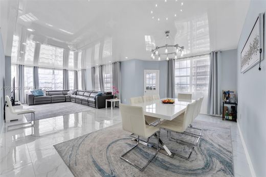 Komplex apartman Hallandale Beach, Broward County