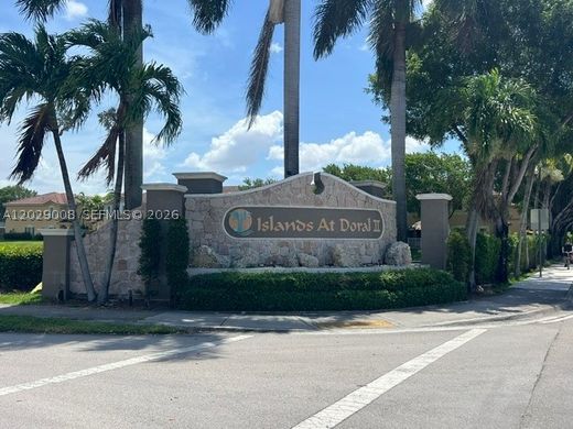 Residential complexes in Doral, Miami-Dade