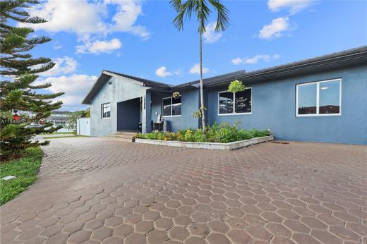 Villa à Doral, Comté de Miami-Dade