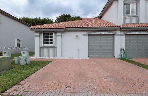 Şehir evi  Doral, Miami-Dade County