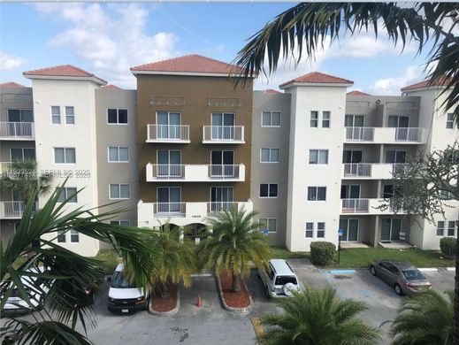 Complesso residenziale a Cutler Bay, Miami-Dade County