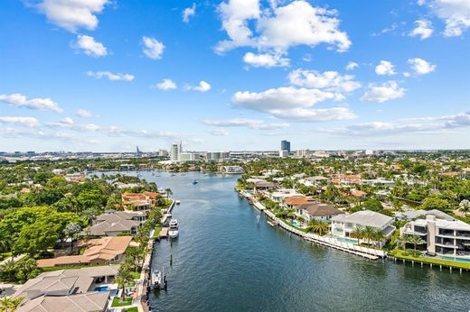 Residential complexes in Fort Lauderdale, Broward County