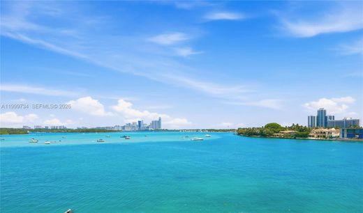 Residential complexes in Bay Harbor Islands, Miami-Dade