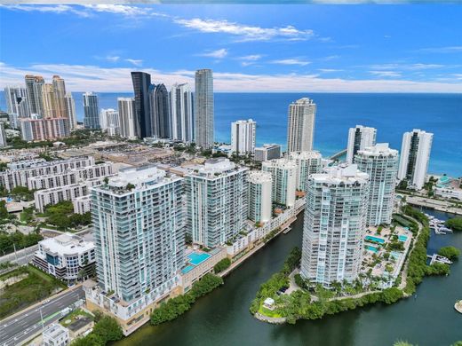 Κτίριο σε Sunny Isles Beach, Miami-Dade County