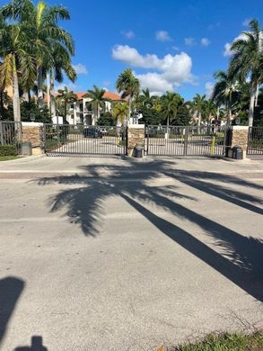 Townhouse in Margate, Broward County