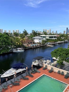 Edificio en North Miami Beach, Miami-Dade County