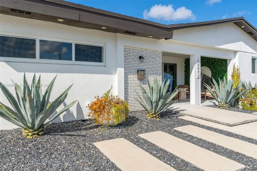 Villa in Miami, Miami-Dade County