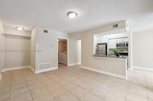 Residential complexes in Tamarac, Broward County