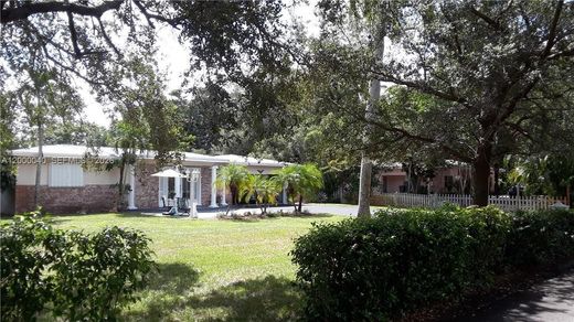 Villa - Plantation, Broward County