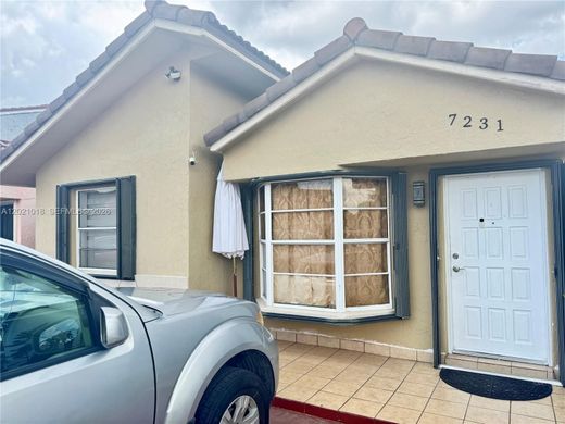Villa à Hialeah, Comté de Miami-Dade