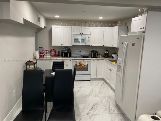 Villa in Hialeah, Miami-Dade